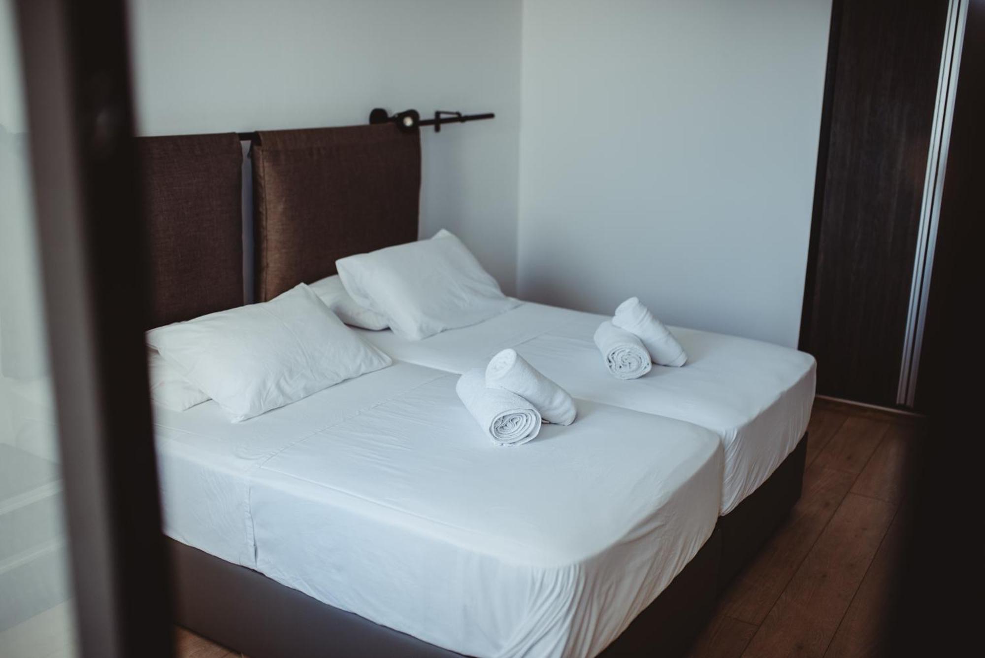 Ovis Hotel Apartments Ayia Napa Ngoại thất bức ảnh